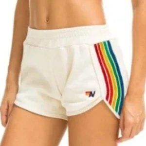 WOMENS' 5 STRIPE NYLON JOGGER SHORT - VINTAGE WHITE Barely Worn
$ 168.00 USD